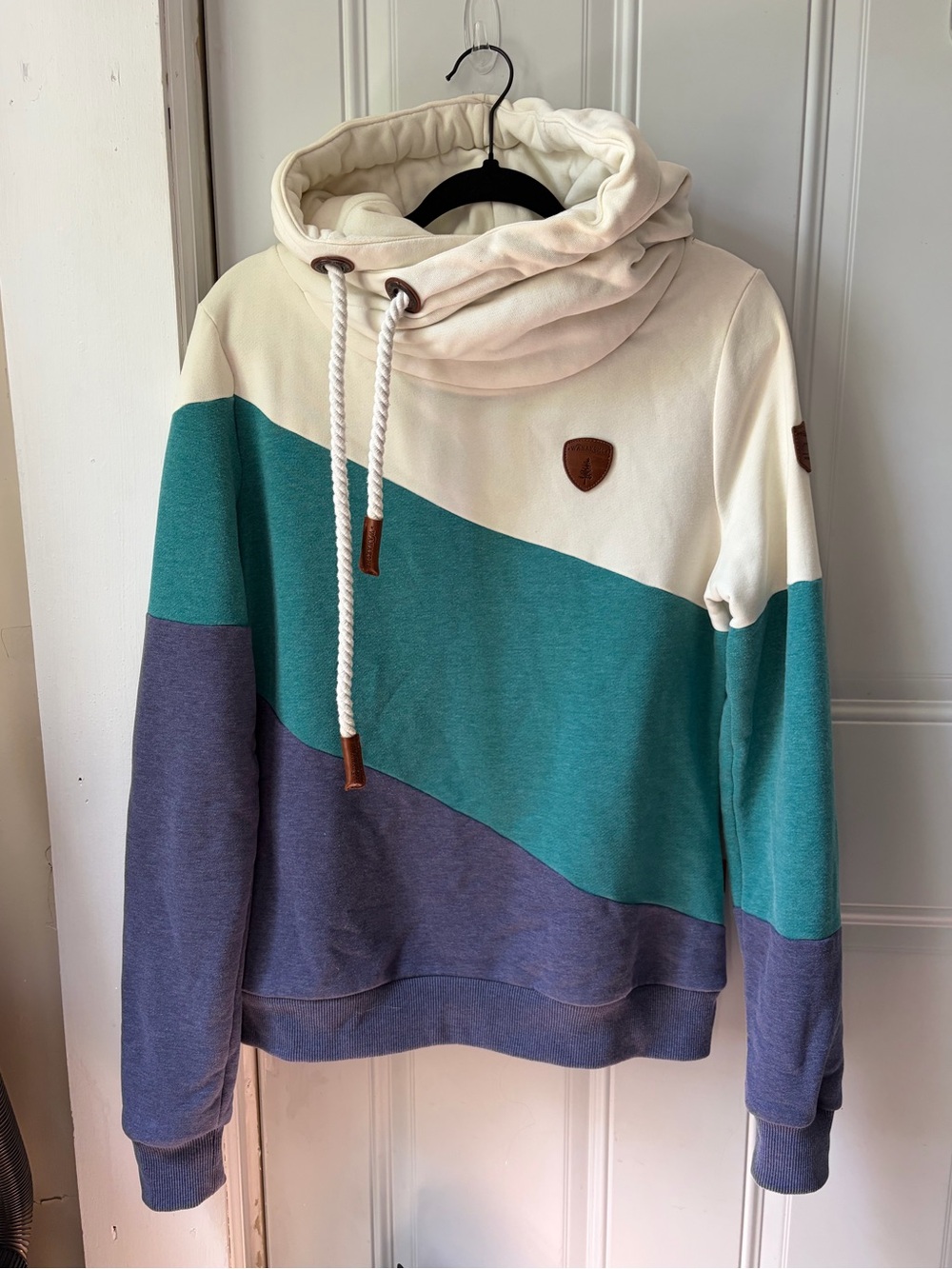 Wanakome Asymmetrical Cowl Neck Hoodie 🌲